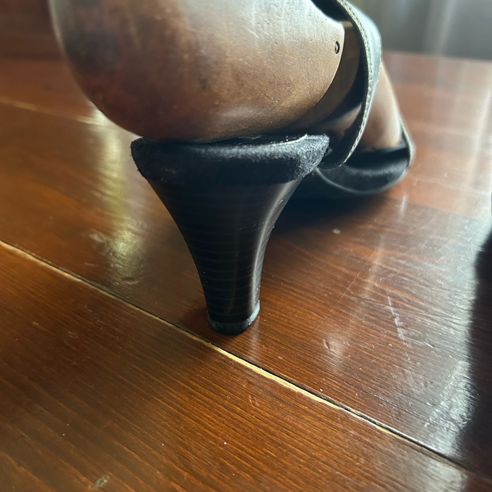 Aerosoles double strap size 72 inch heel - Picture 5 of 5